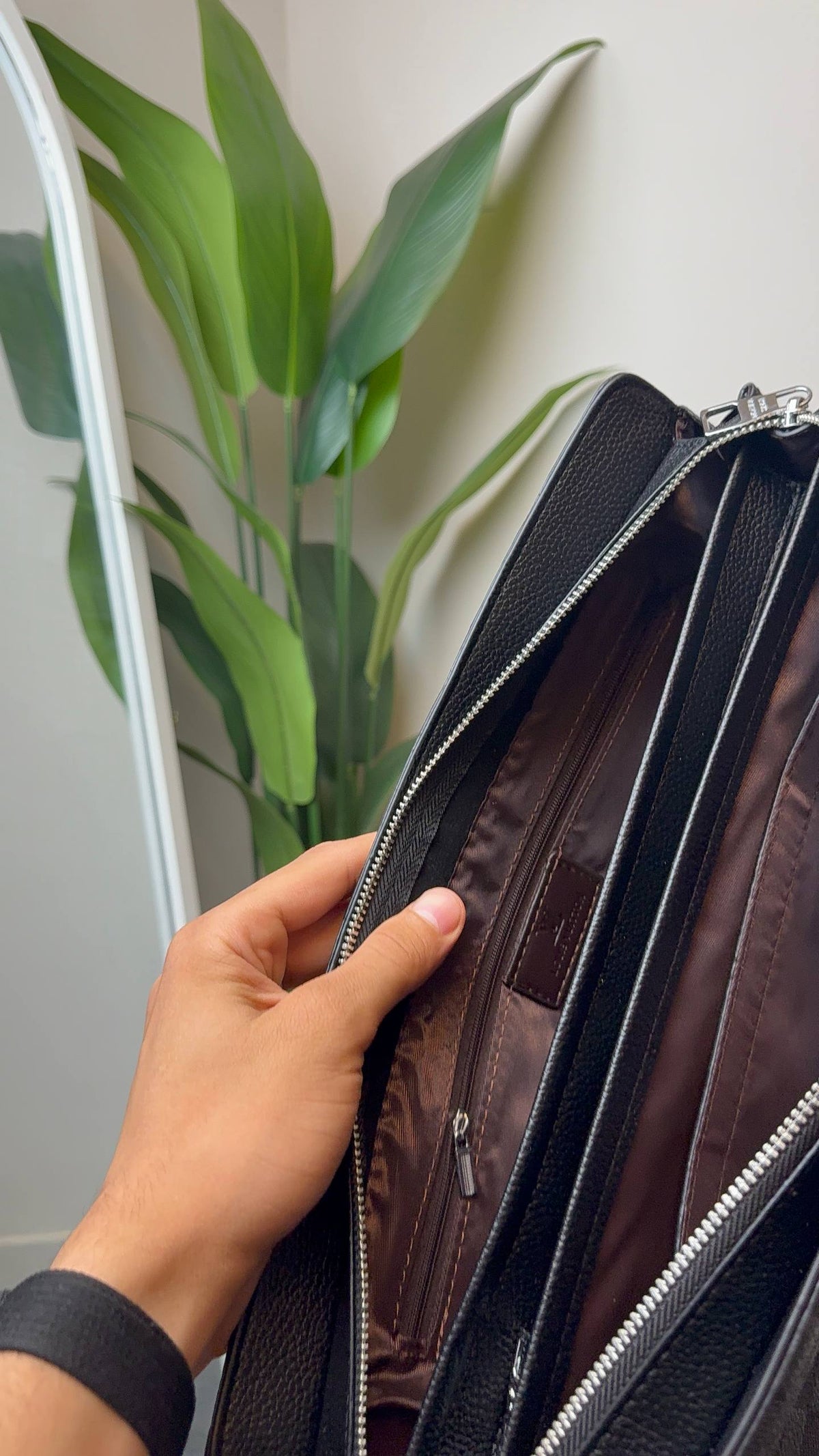 LV Laptop/Crossbody
