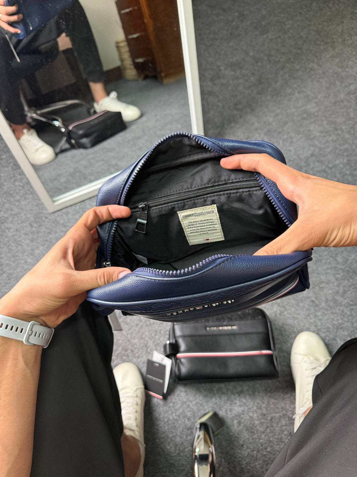 Tommy Hand Bag V4