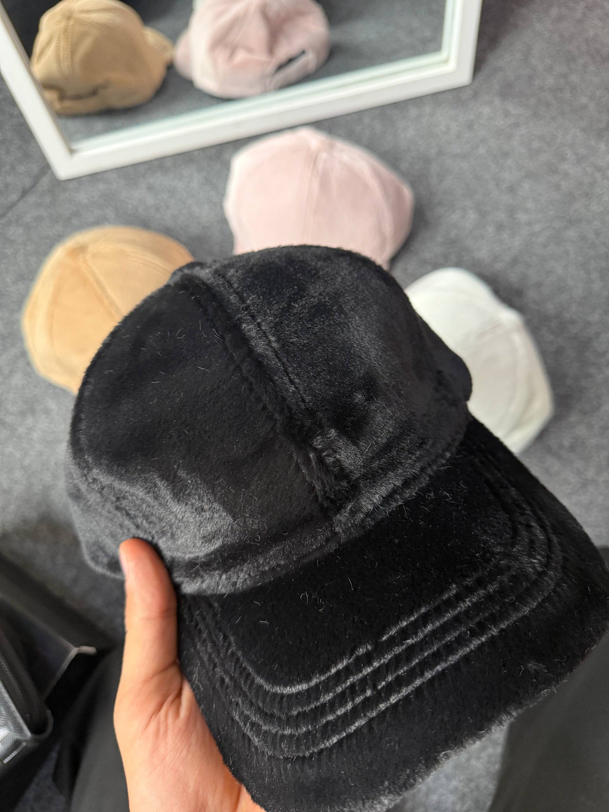Women Winter Cap V3