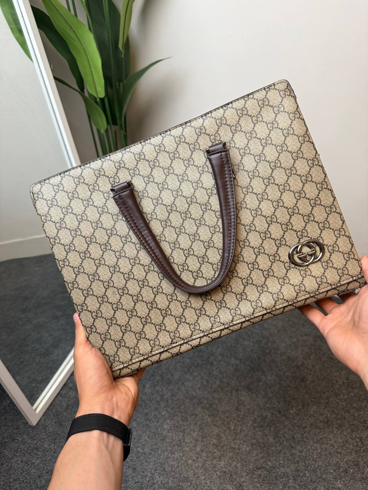 Gucci LapTop/Crossbody