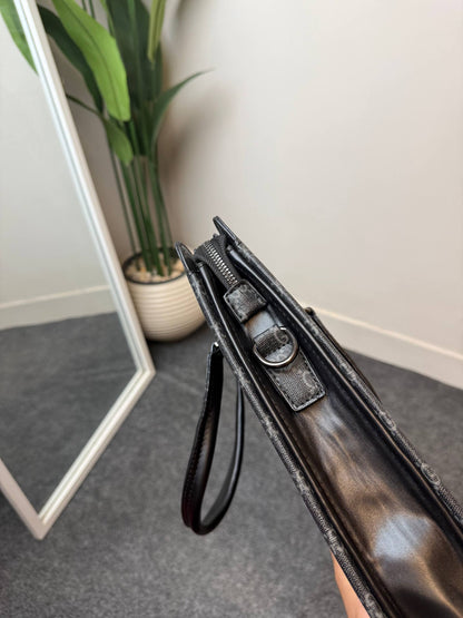 Gucci LapTop/Crossbody