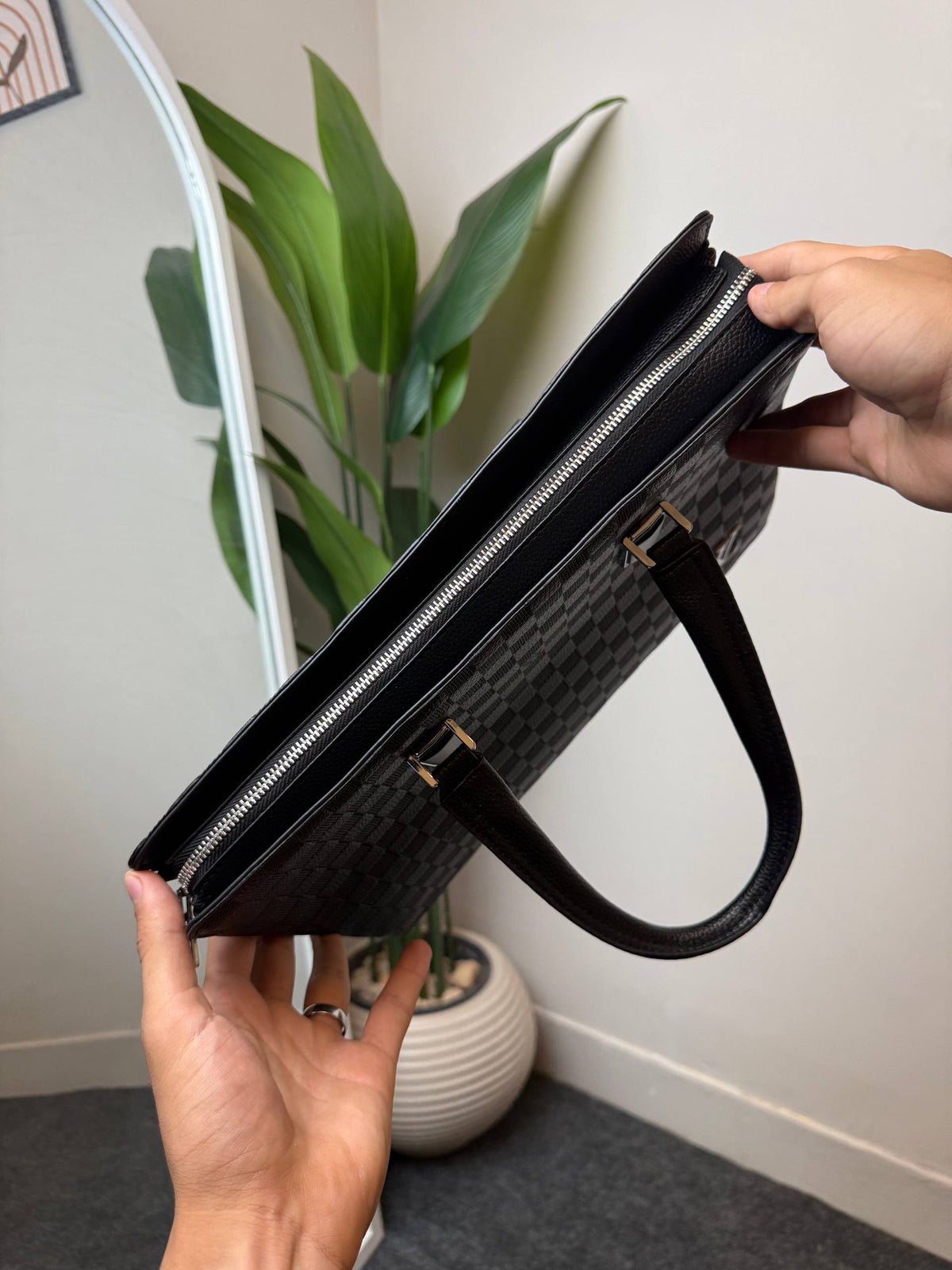 LV Laptop/Crossbody