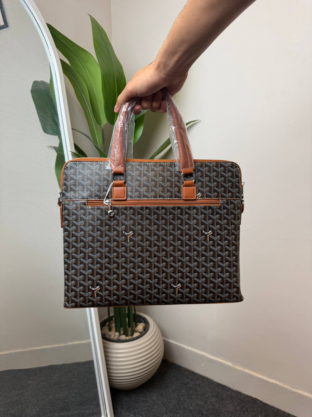 G LapTop/Crossbody