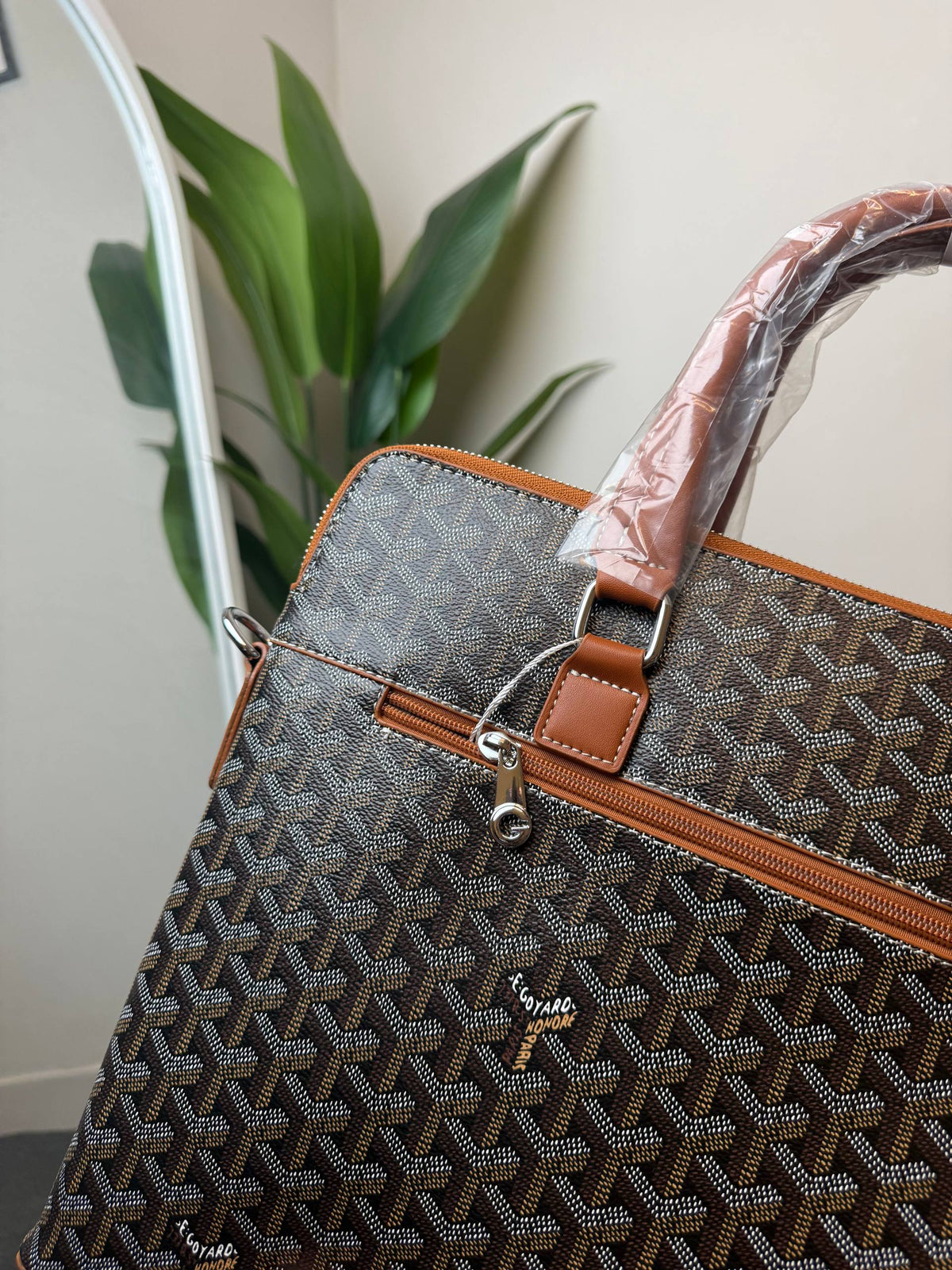 G LapTop/Crossbody