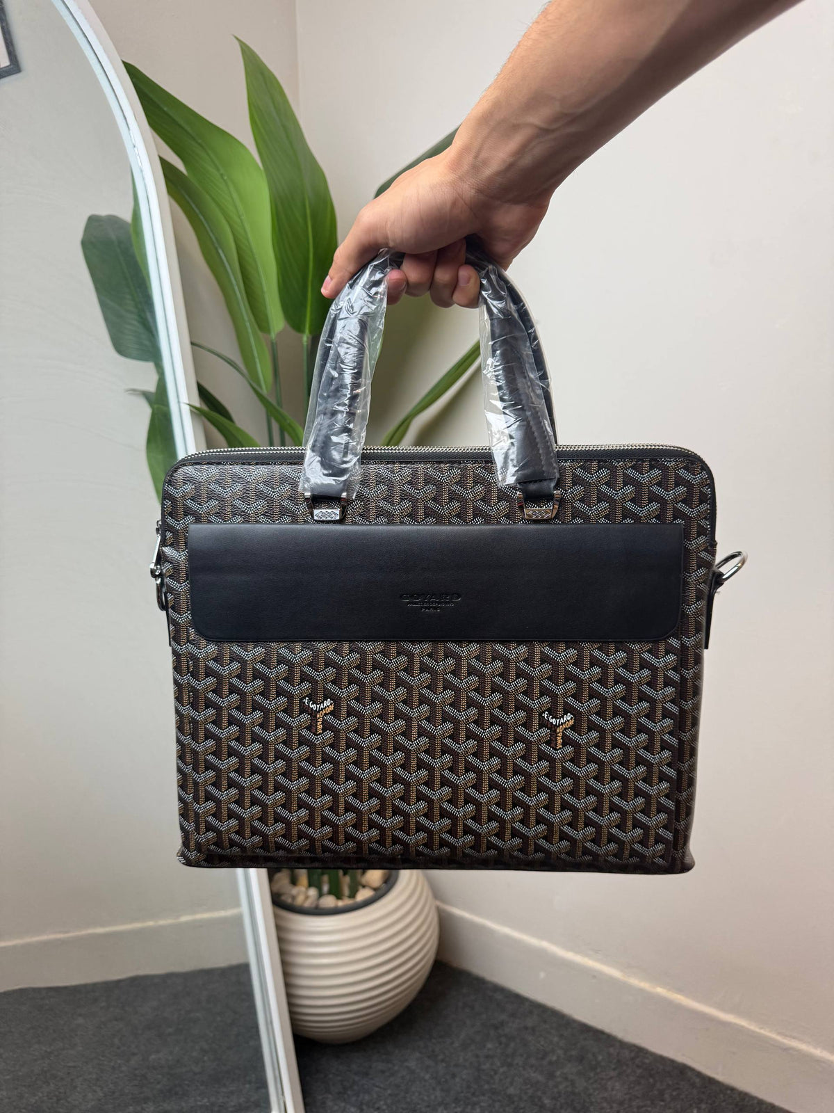 G LapTop/Crossbody
