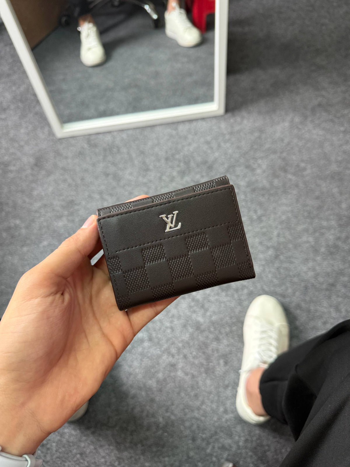 LV V1