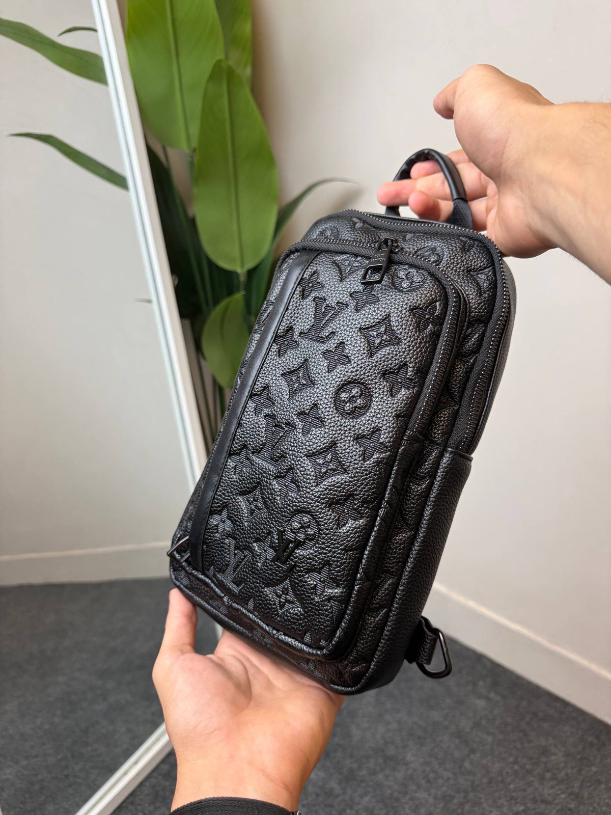 LV Hand/Cross BG-170