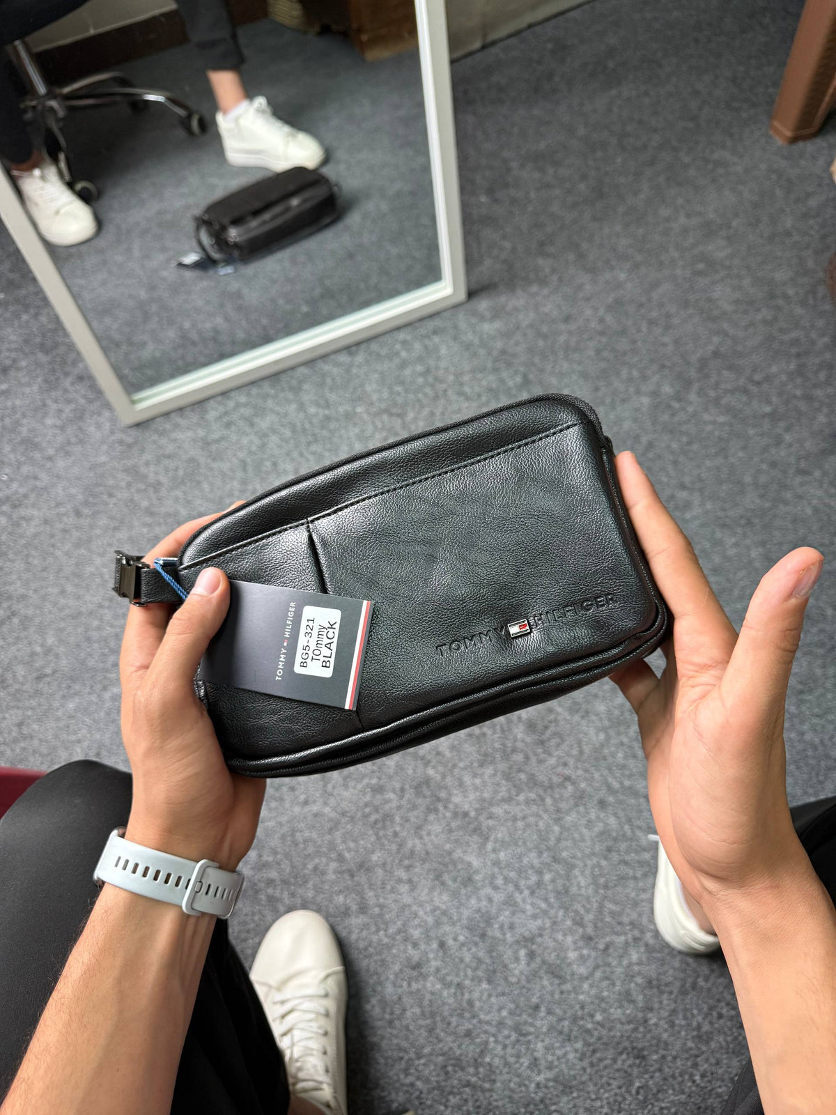 Tommy Hilfiger V4