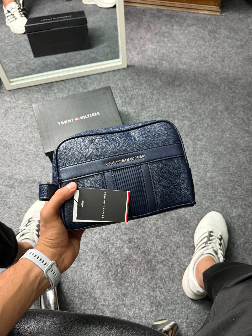 Tommy Hand Bag V1