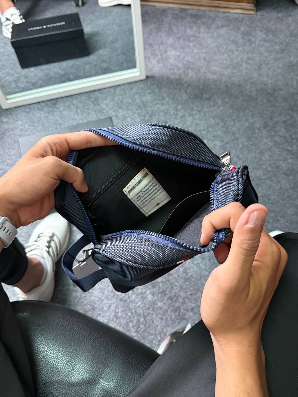 Tommy Hand/Cross Bag