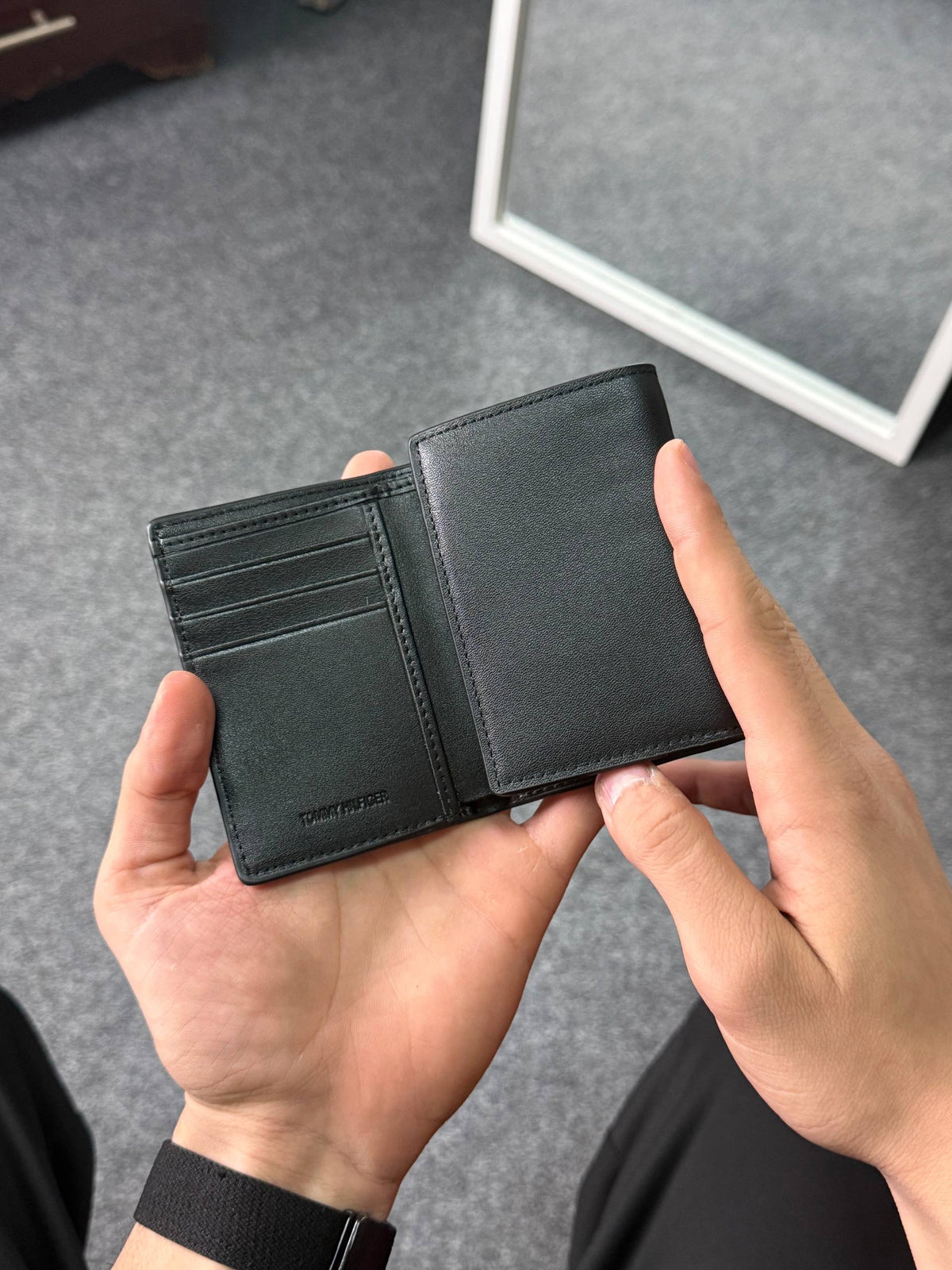 Tommy Wallet 7050