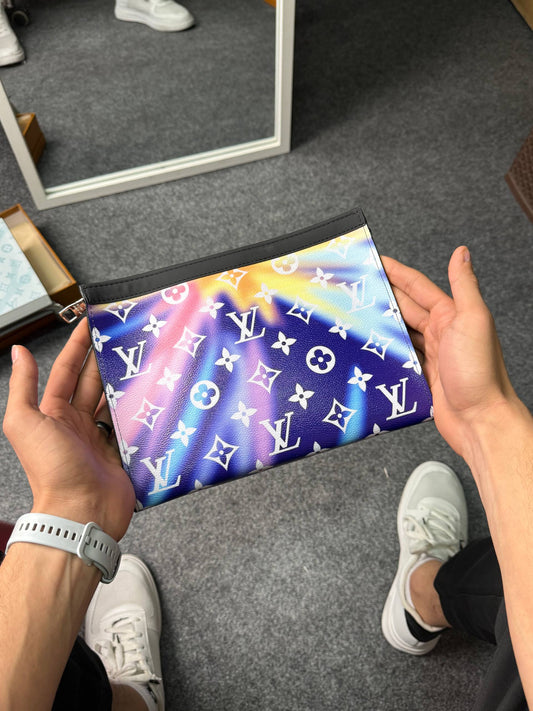 Lv Clutch V2