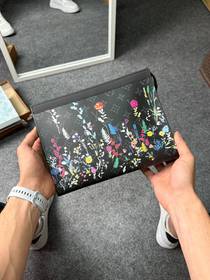 LV Clutch V4