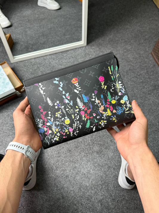 LV Clutch V4