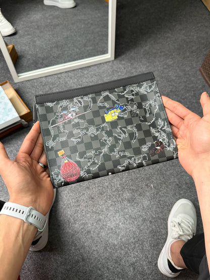 LV Clutch V5