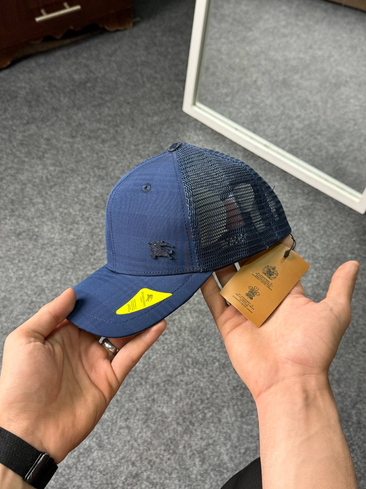Burberry Cap V1