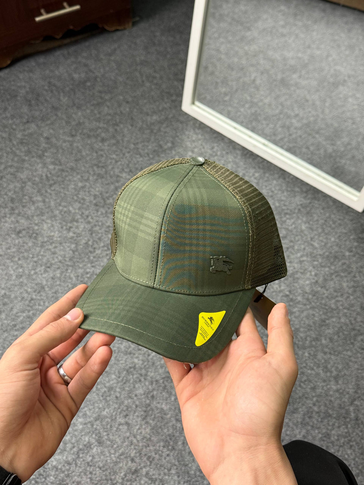 Burberry Cap V1